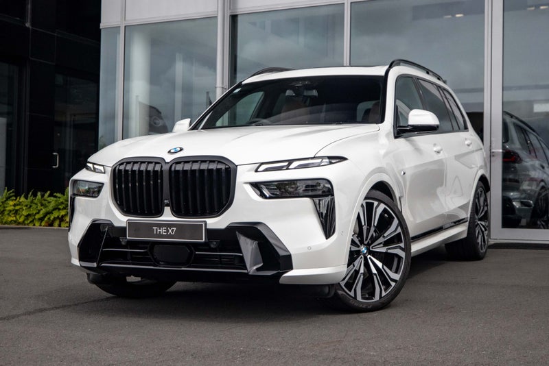 2025 BMW X7 Xdrive40d