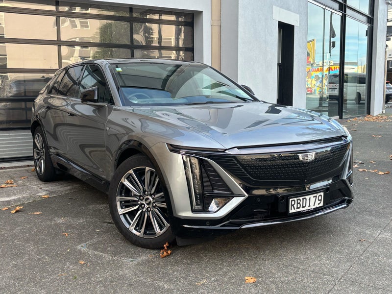 2025 Cadillac LYRIQ Sport