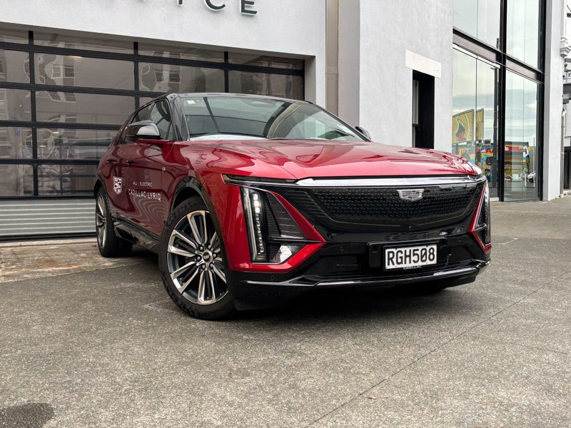 2025 Cadillac LYRIQ Sport