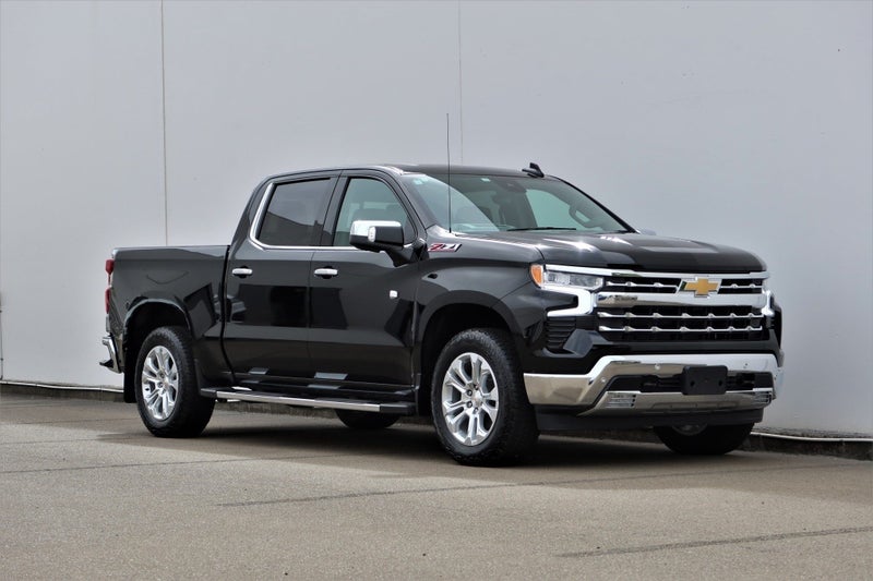 2025 Chevrolet Silverado GMSV Silverado 1500 LT...