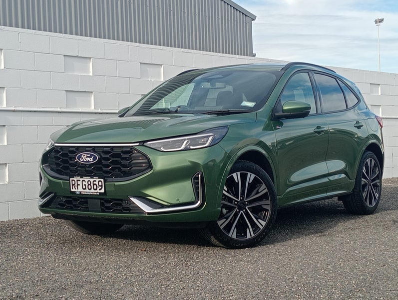 2025 Ford Escape ST-Line X 2.5L FHEV AWD