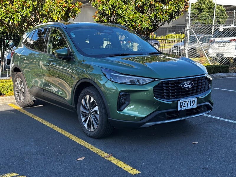 2025 Ford Escape Titanium 2.5L FHEV