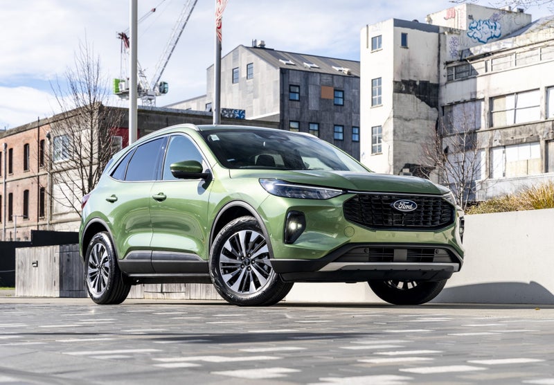 2025 Ford Escape Titanium 2.5P Hybrid