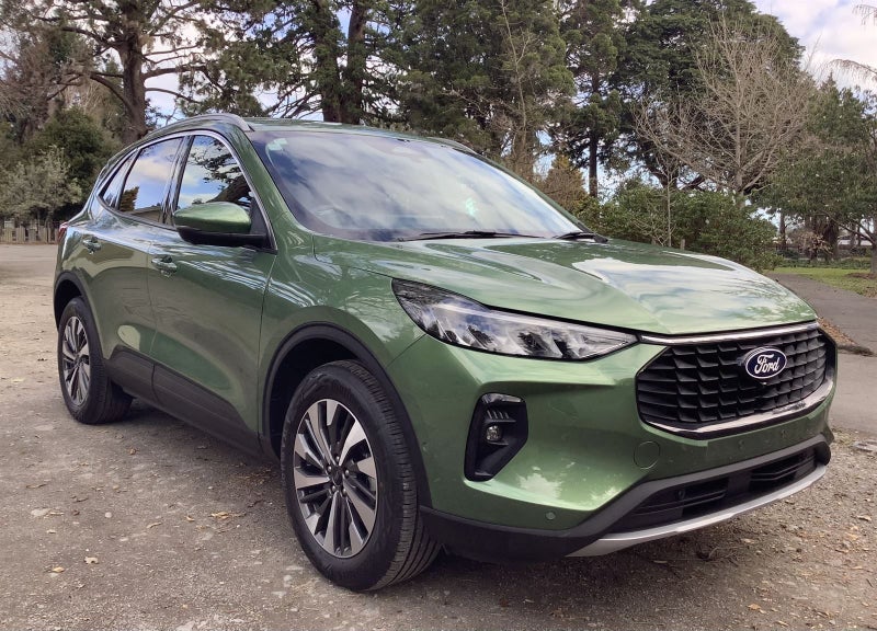 2025 Ford Escape TITANIUM