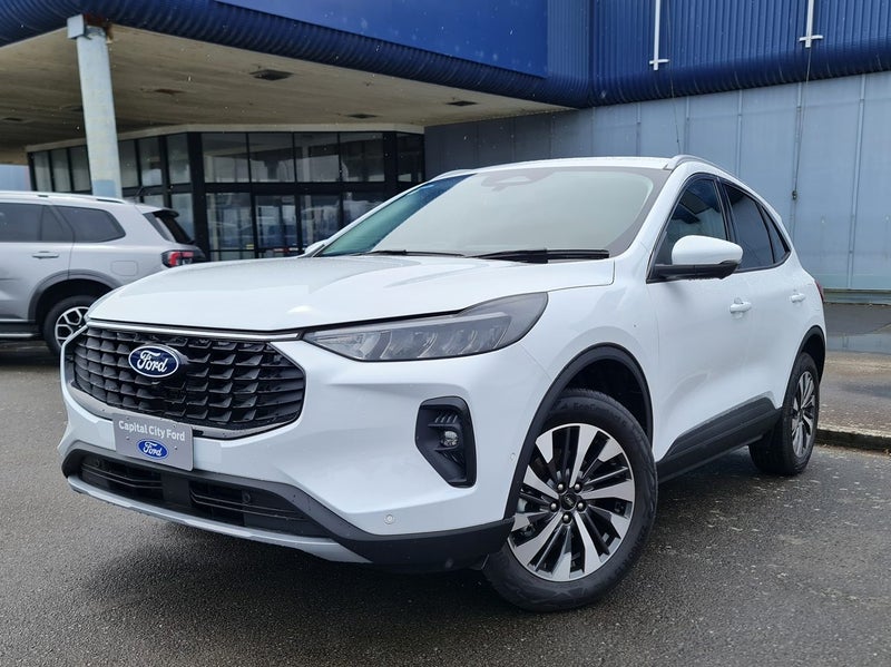 2025 Ford Escape TITANIUM FHEV 2.5L FWD