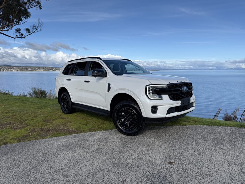 2025 Ford Everest Black Edition 2.0D