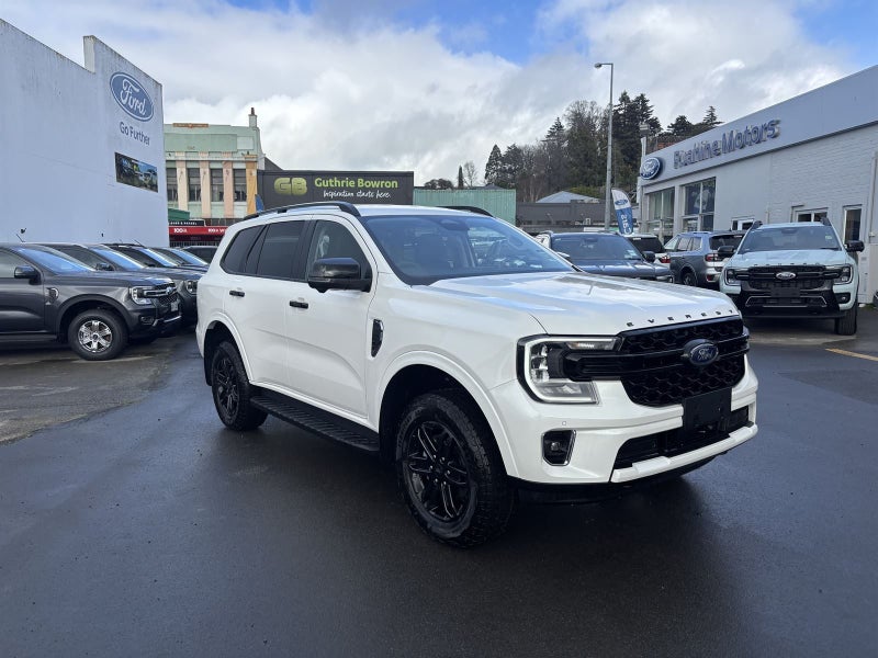 2025 Ford Everest Black Edition