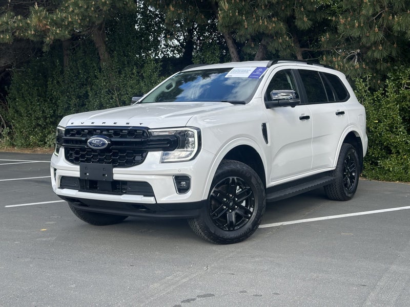 2025 Ford Everest Black Edition