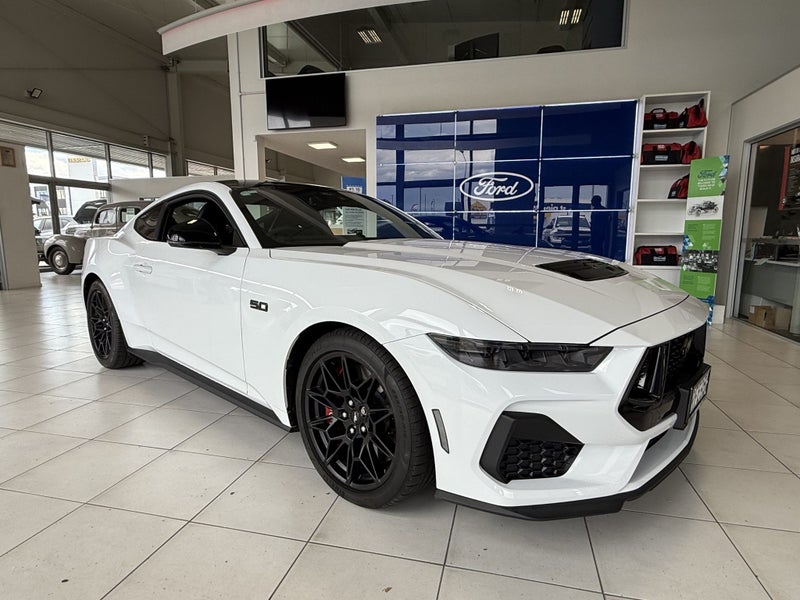 2025 Ford Mustang 5.0L GT 'BLACK EDITION' FASTB...