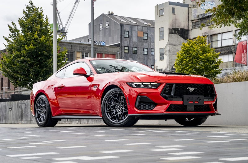 2025 Ford Mustang 5.0L V8 Fastback