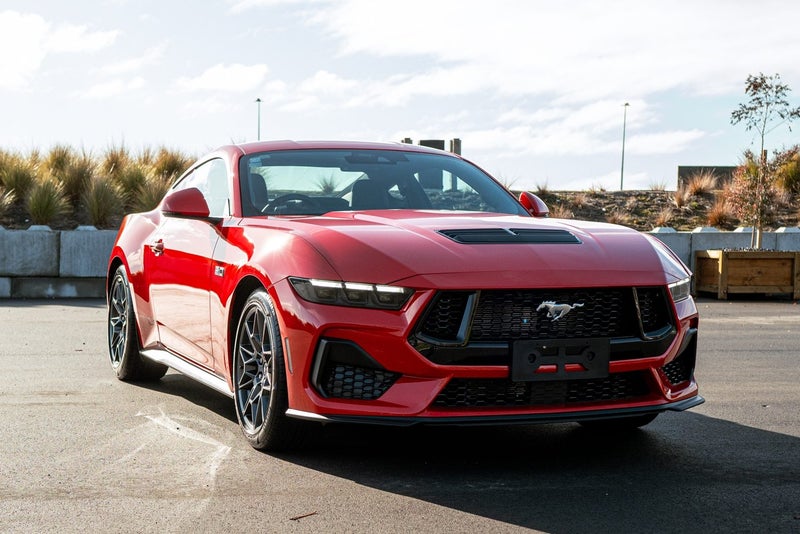 2025 Ford Mustang GT 5.0L V8 Fastback