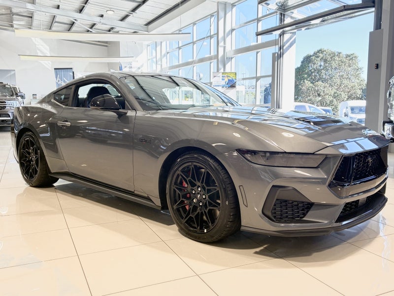 2025 Ford Mustang GT Black Edition 5.0 V8