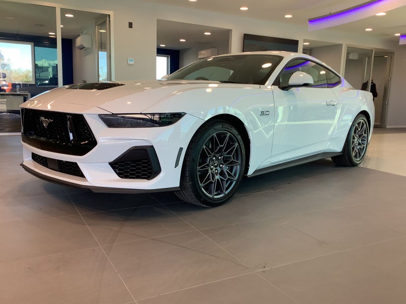 2025 Ford Mustang GT FASTBACK V8