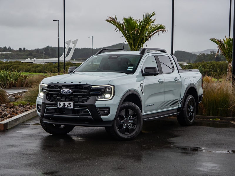 2025 Ford Ranger Stormtrak HYBRID