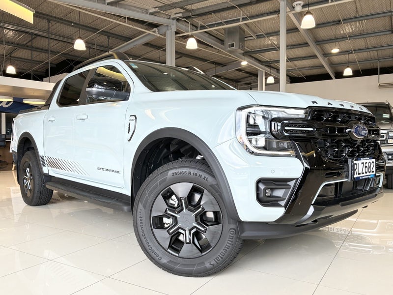 2025 Ford Ranger Stormtrak PHEV 2.3