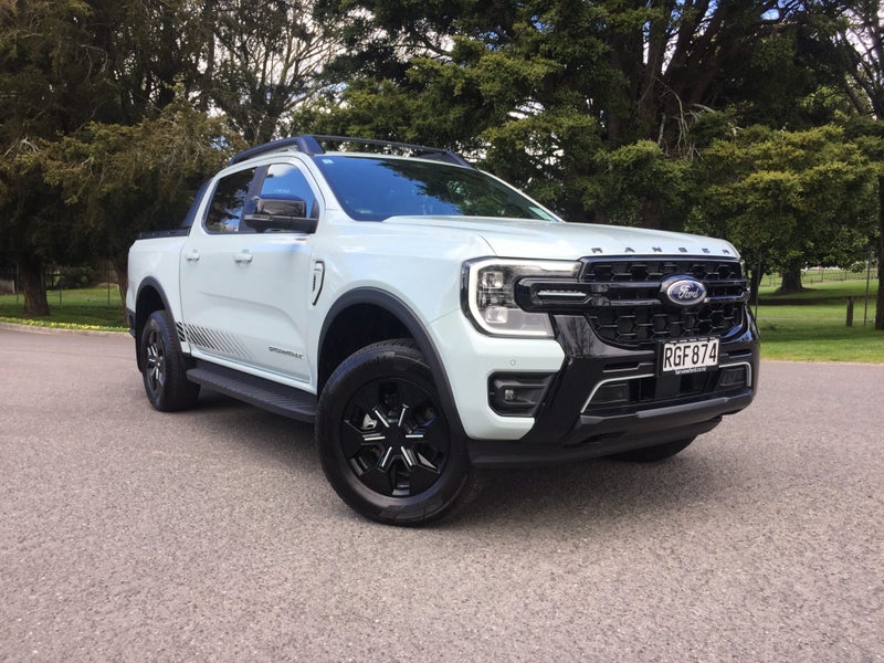 2025 Ford Ranger STORMTRAK PHEV 4WD