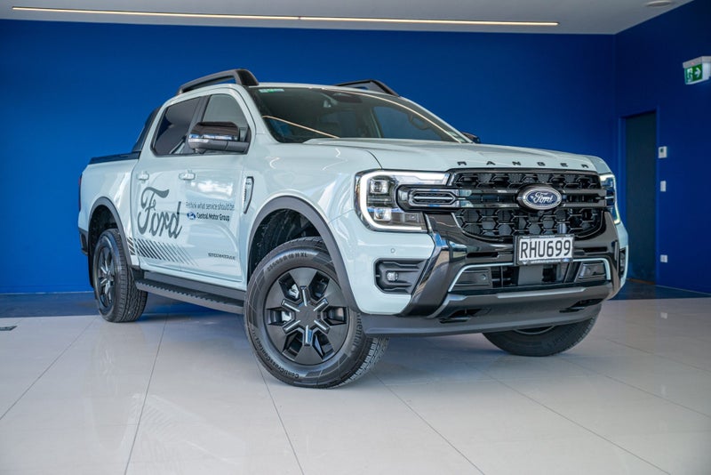 2025 Ford Ranger Stormtrak PHEV/4WD
