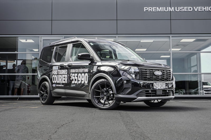 2025 Ford Tourneo Tourneo 1.0P/7At