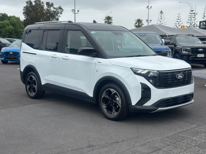 2025 Ford Tourneo Transit Courier1.0P/7At