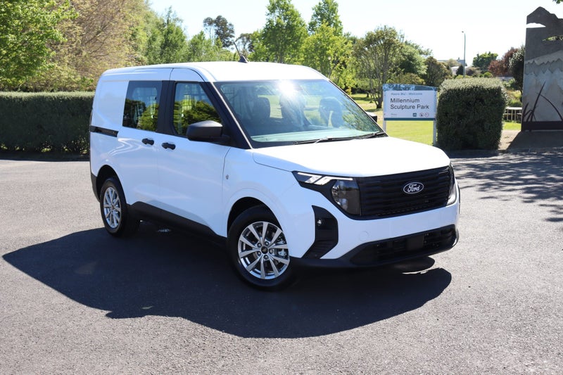 2025 Ford Transit Courier Trend 1.0P/7At