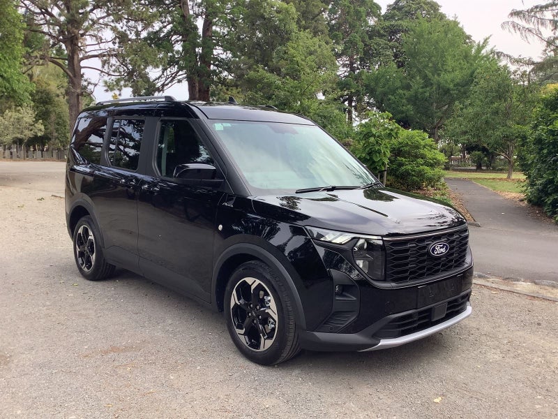 2025 Ford Transit TOURNEO