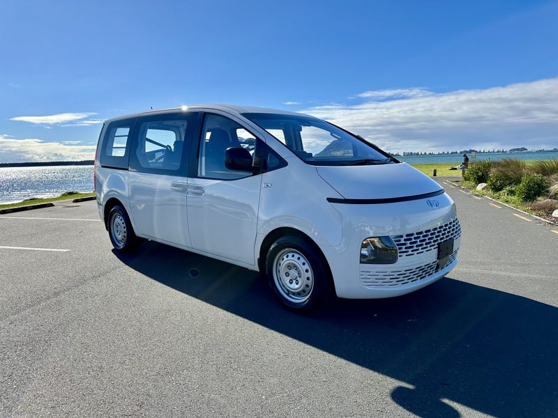 2025 Hyundai Staria LOAD 2.2 Diesel Auto