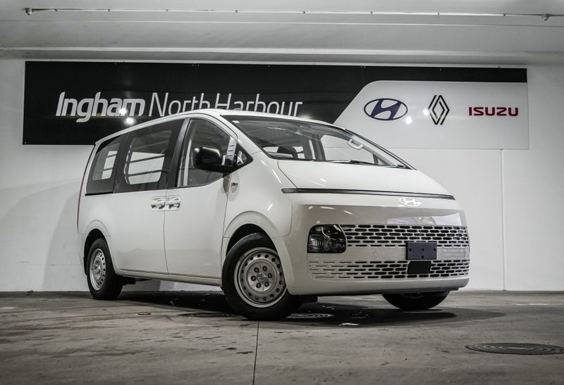 2025 Hyundai Staria LOAD 2.2DT/8AT