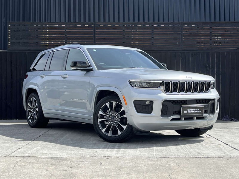 2025 Jeep Grand Cherokee Overland