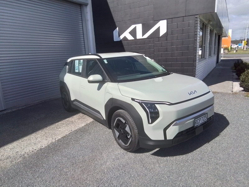 2025 Kia EV3 EV 3 Light L/R 2 WD