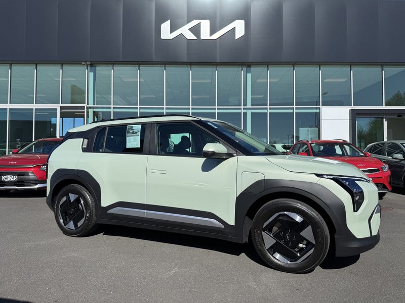 2025 Kia EV3 LIGHT LONG RANGE 2WD 81 KW .