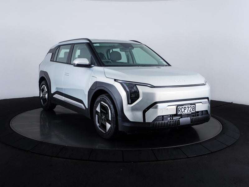 2025 Kia EV3 Light LR 88.1kWh Long Range
