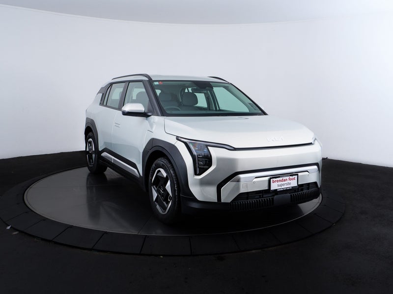 2025 Kia EV3 Light LR