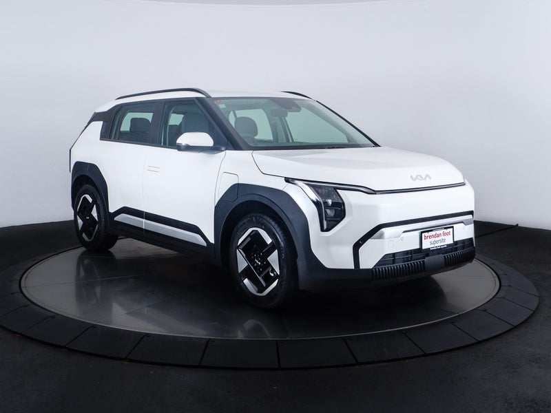 2025 Kia EV3 Light SR