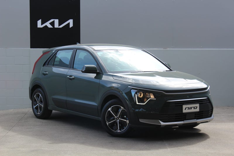 2025 Kia Niro HYBRID LIGHT - 1.6L Auto