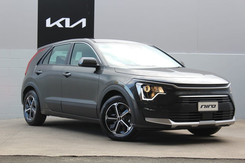 2025 Kia Niro HYBRID LIGHT - 1.6L Auto