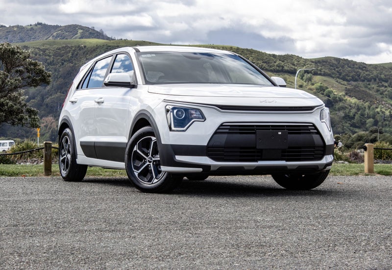 2025 Kia Niro Light 1.6PH/6A