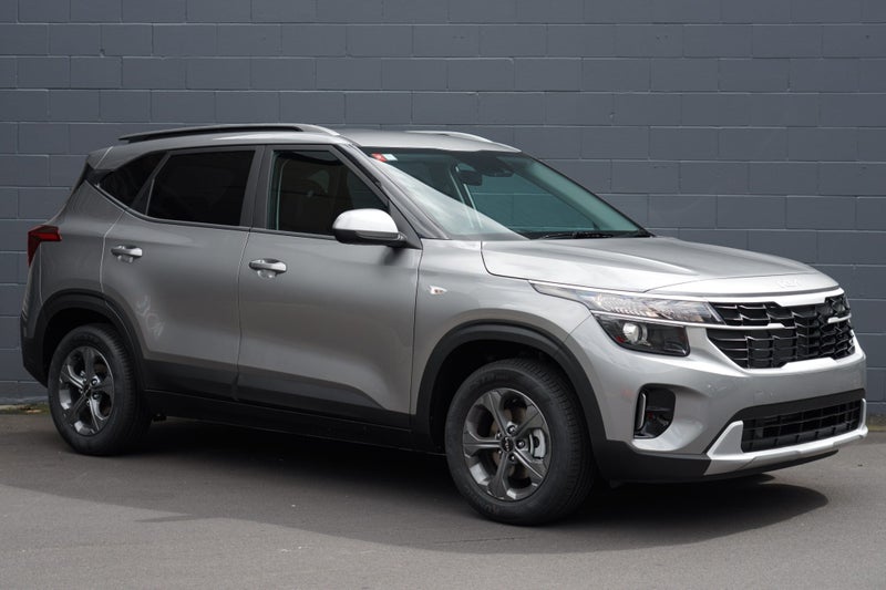 2025 Kia Seltos LX 2.0L