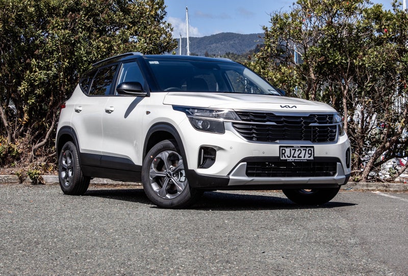 2025 Kia Seltos LX 2.0P/IVT