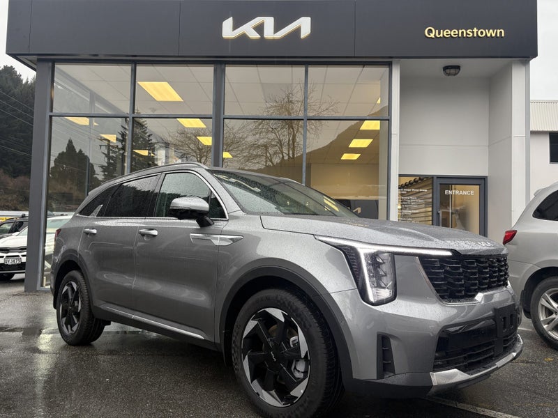 2025 Kia Sorento AWD Deluxe 2.2 Diesel DCT