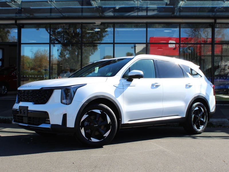 2025 Kia Sorento DELUXE