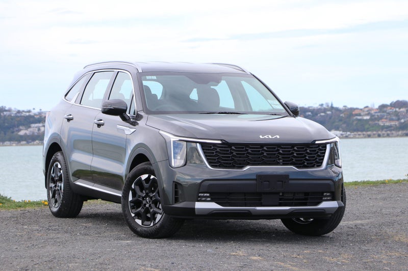 2025 Kia Sorento LX+ 2.2D 4WD