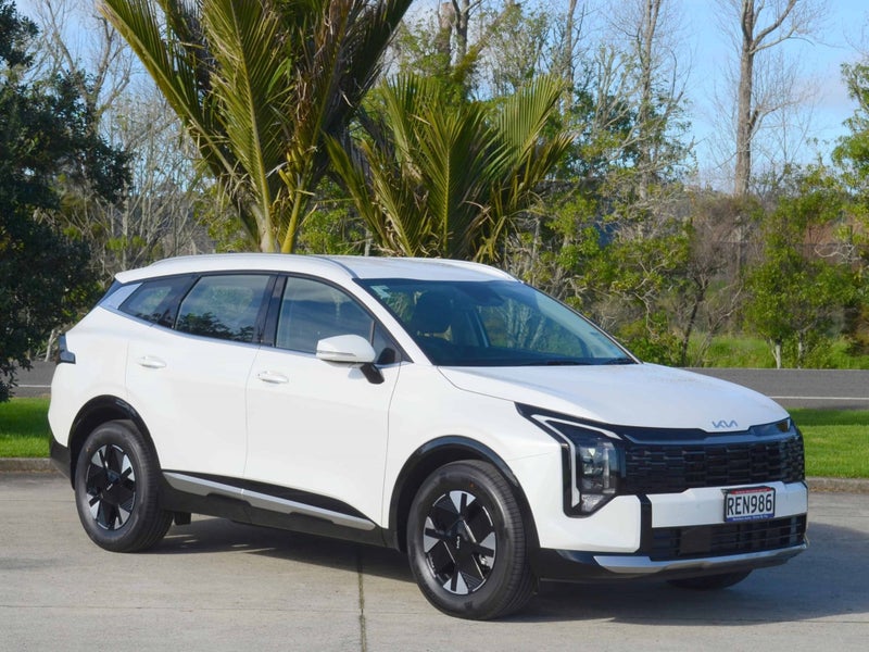 2025 Kia Sportage HEV Light 2WD