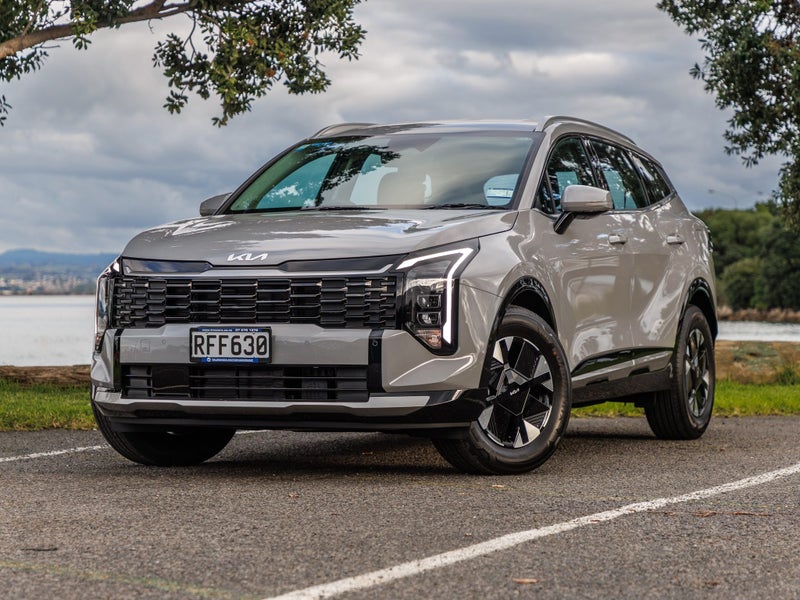 2025 Kia Sportage HEV LIGHT 2WD