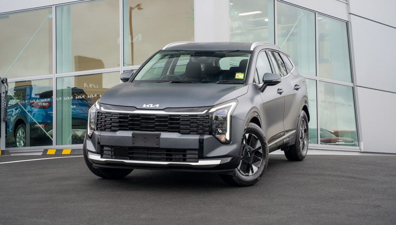 2025 Kia Sportage Light Hev Awd 1.6Pht