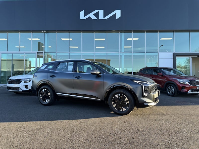 2025 Kia Sportage Light Hev Awd 1.6Pht