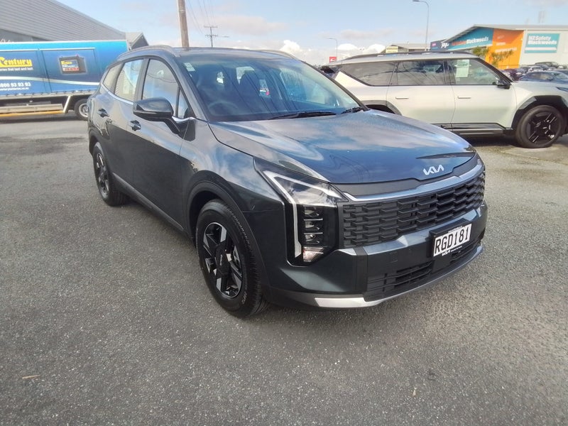 2025 Kia Sportage LX 1.6 turbo 8 speed auto
