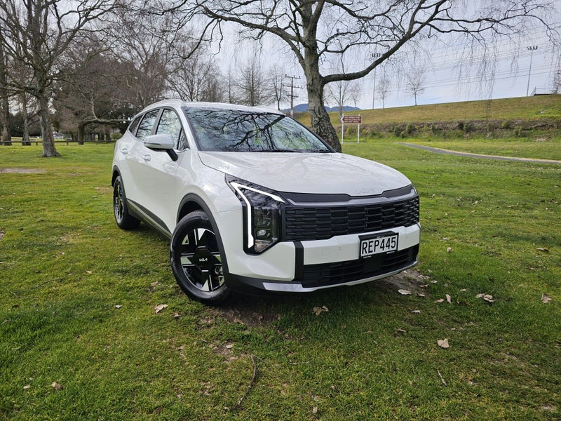 2025 Kia Sportage LX 2WD 1.6PT/8AT