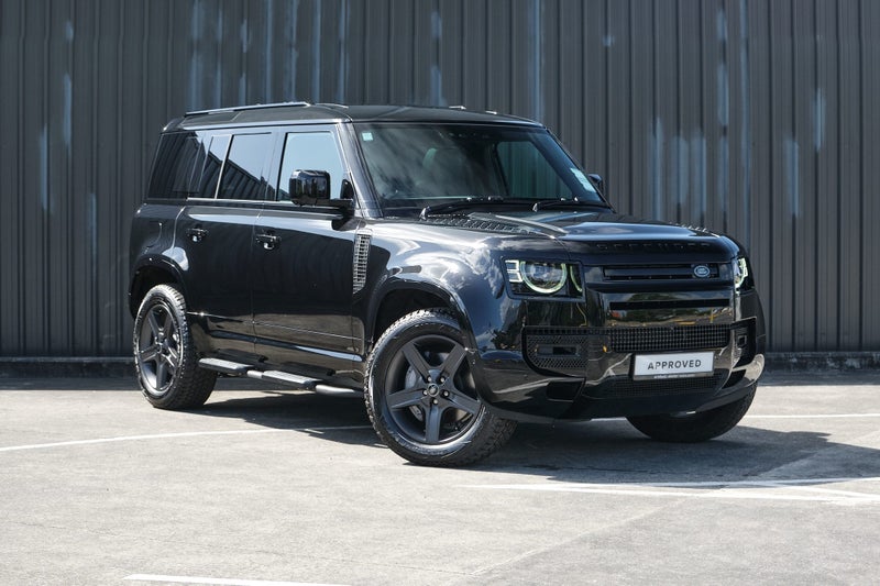 2025 Land Rover Defender 110 D300 X-Dynamic SE