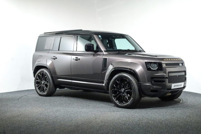 2025 Land Rover Defender 110 P635 OCTA, TWIN TU...