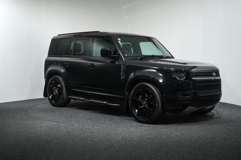 2025 Land Rover Defender 110 V8 Limited Edition